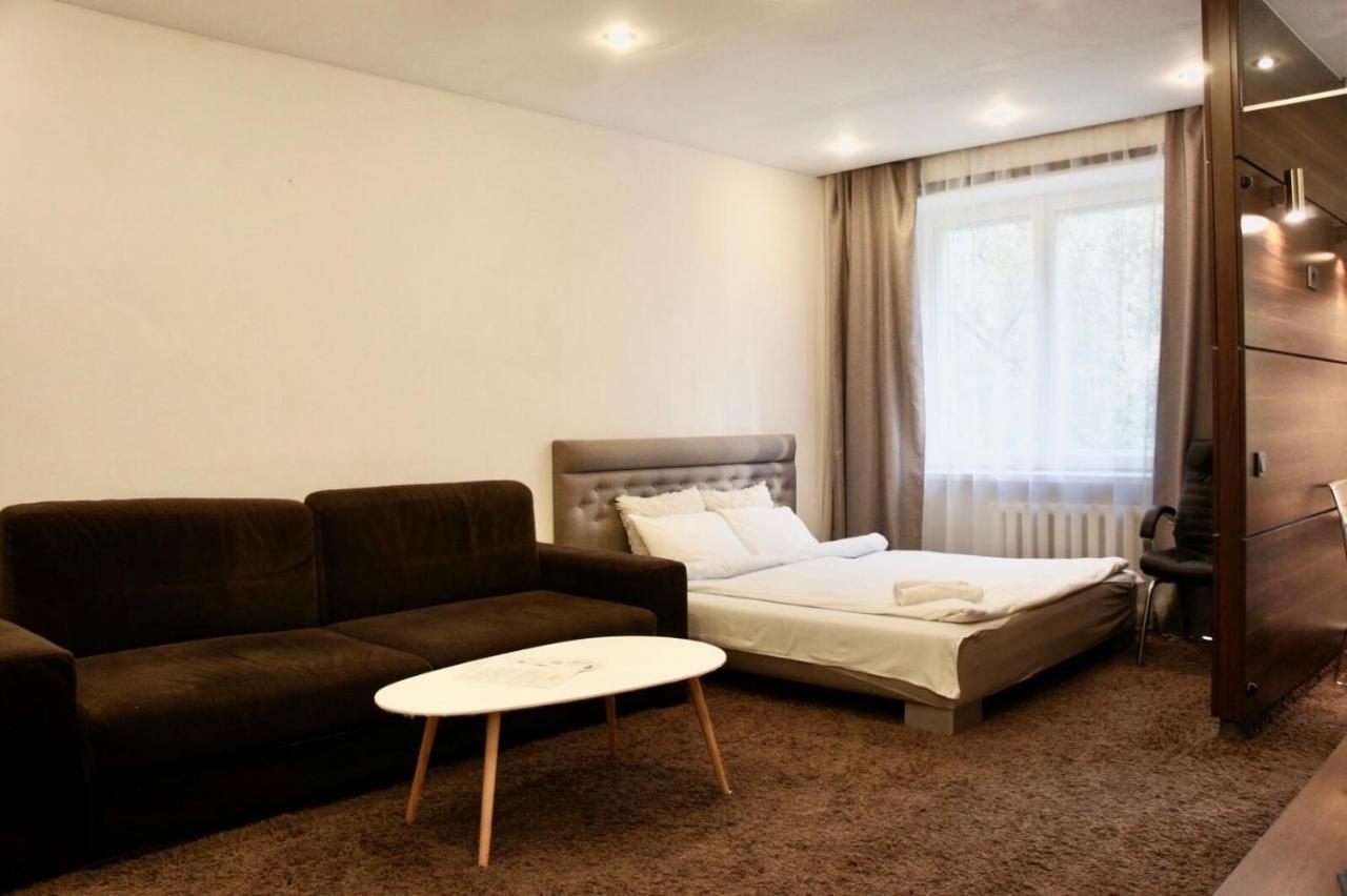 Central Apartment Nemiga Minsk Dış mekan fotoğraf
